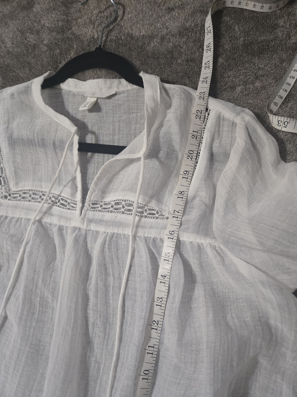 H&M White Gauze Peasant Blouse with Lace Insets - Picture 5 of 6